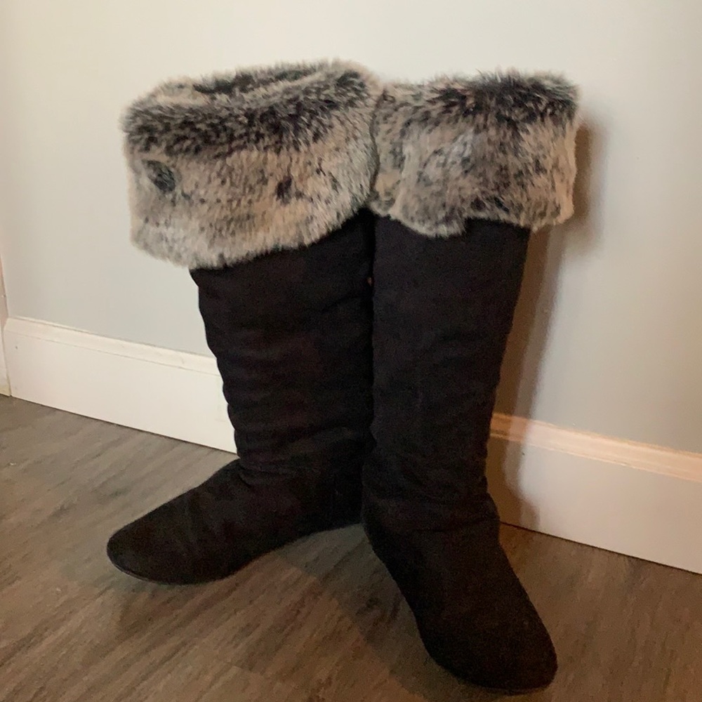 Black Fur Boots